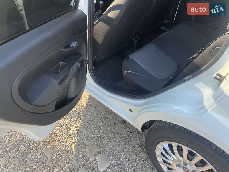 Хэтчбек Fiat Punto 2012 в Калуше фото 11 Хэтчбек Fiat Punto 2012 в Калуше