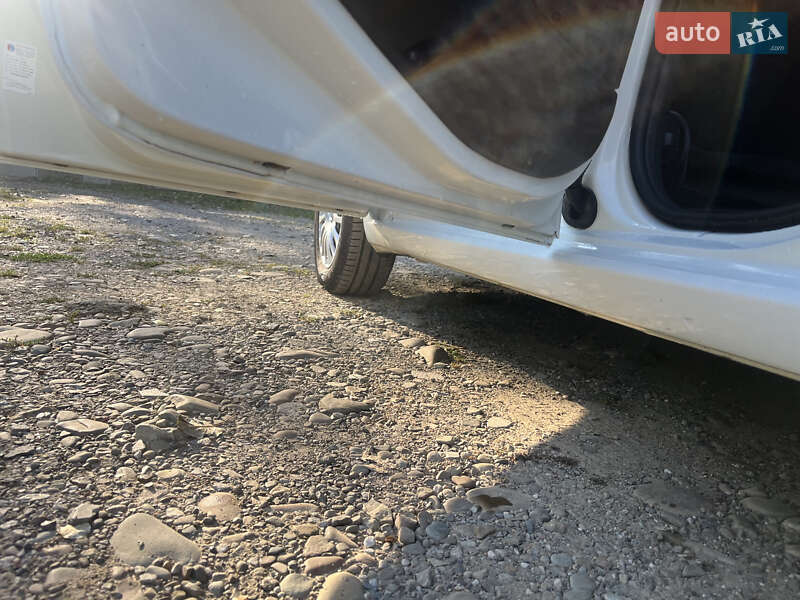 Хэтчбек Fiat Punto 2012 в Калуше фото 22 Хэтчбек Fiat Punto 2012 в Калуше