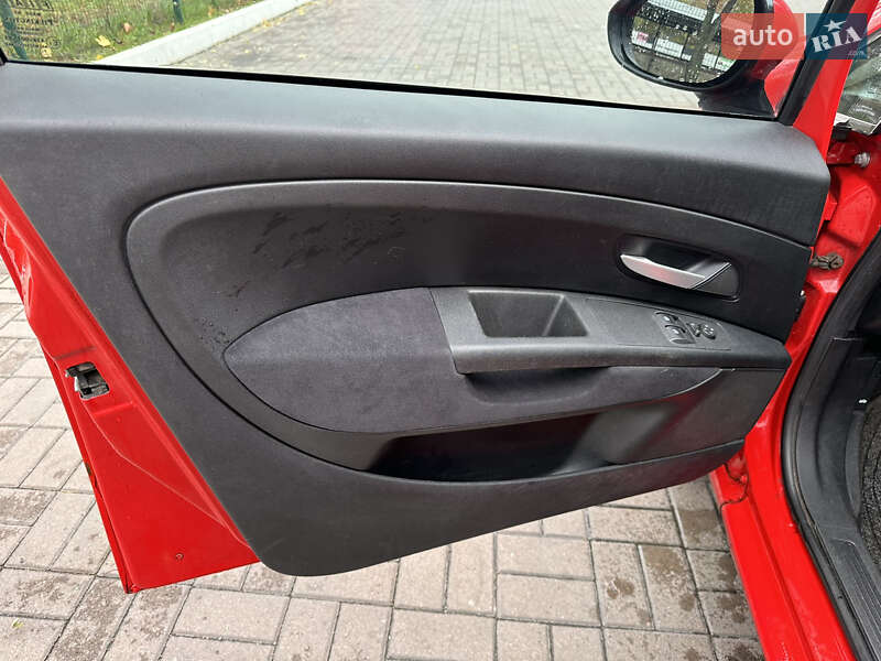 Хетчбек Fiat Punto 2008 в Києві фото 9 Хетчбек Fiat Punto 2008 в Києві