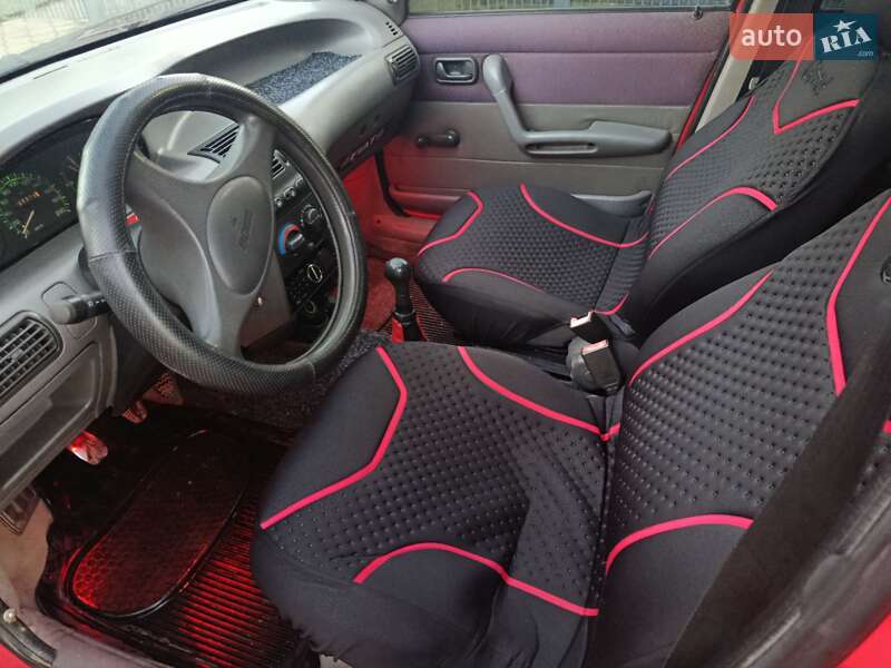 Хэтчбек Fiat Punto 1994 в Луцке