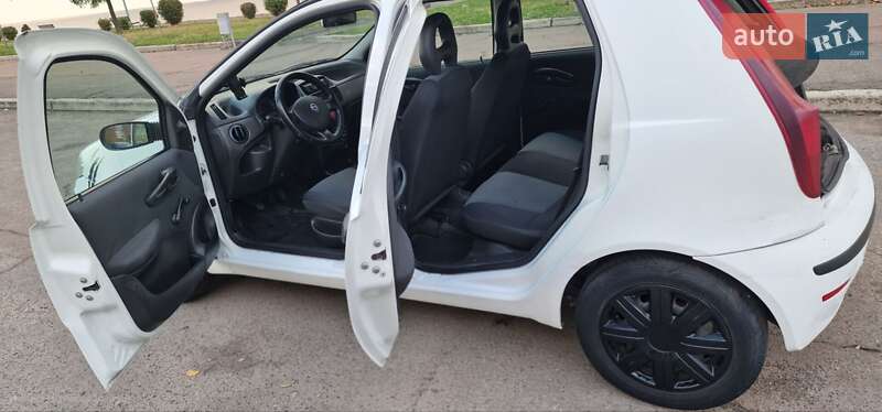 Хэтчбек Fiat Punto 2007 в Черкассах