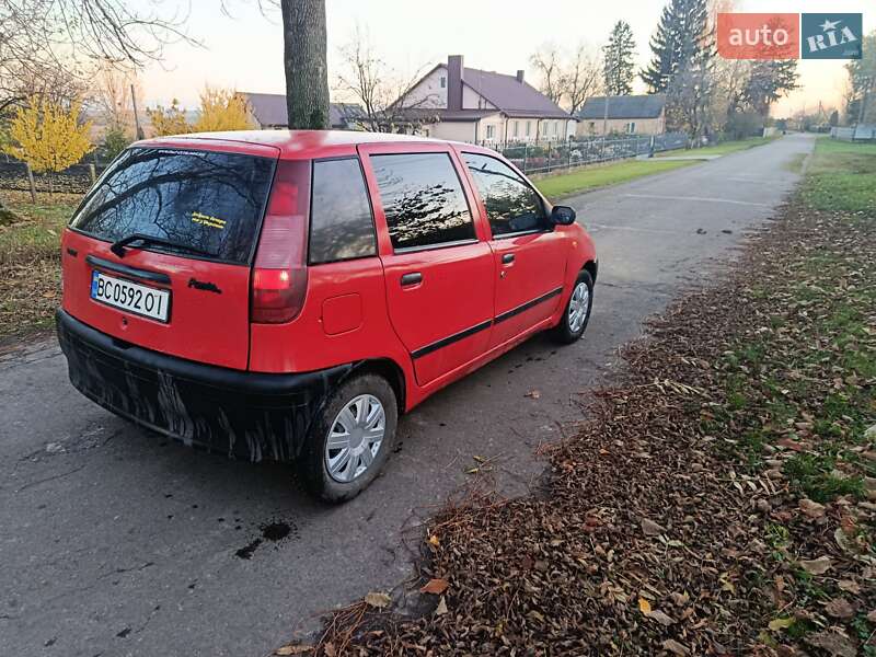 Хетчбек Fiat Punto 1994 в Луцьку фото 6 Хетчбек Fiat Punto 1994 в Луцьку