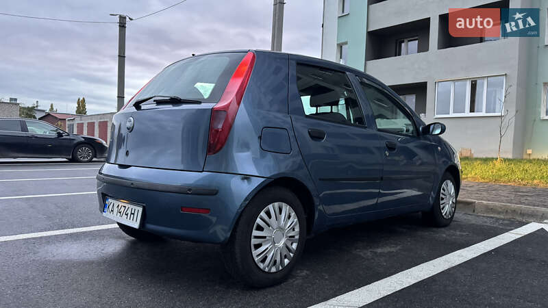 Хетчбек Fiat Punto 2004 в Харкові