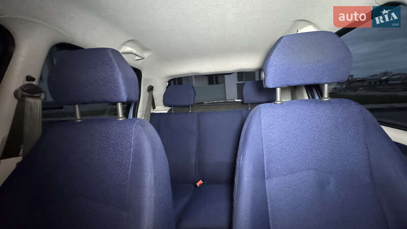 Хетчбек Fiat Punto 2004 в Харкові