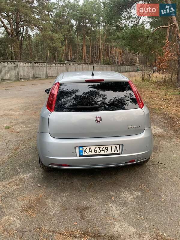 Хетчбек Fiat Punto 2009 в Києві
