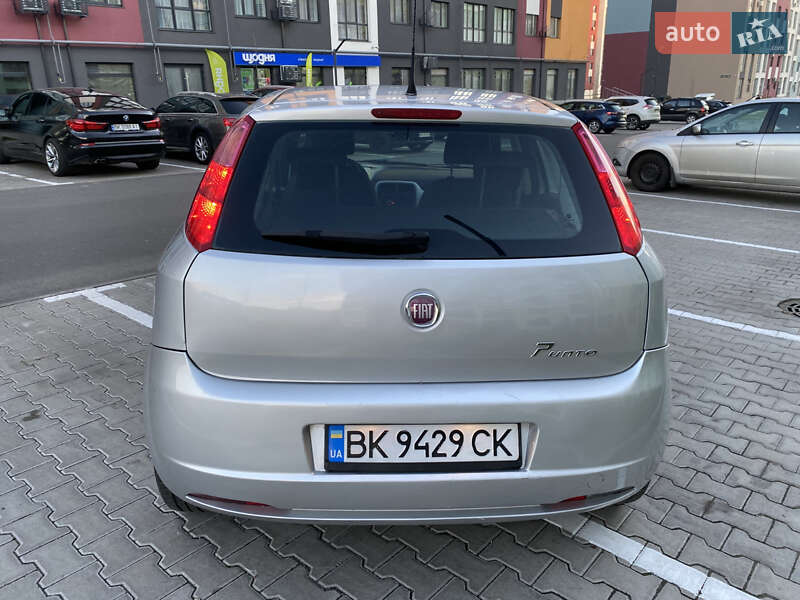 Хэтчбек Fiat Punto 2010 в Ровно фото 8 Хэтчбек Fiat Punto 2010 в Ровно