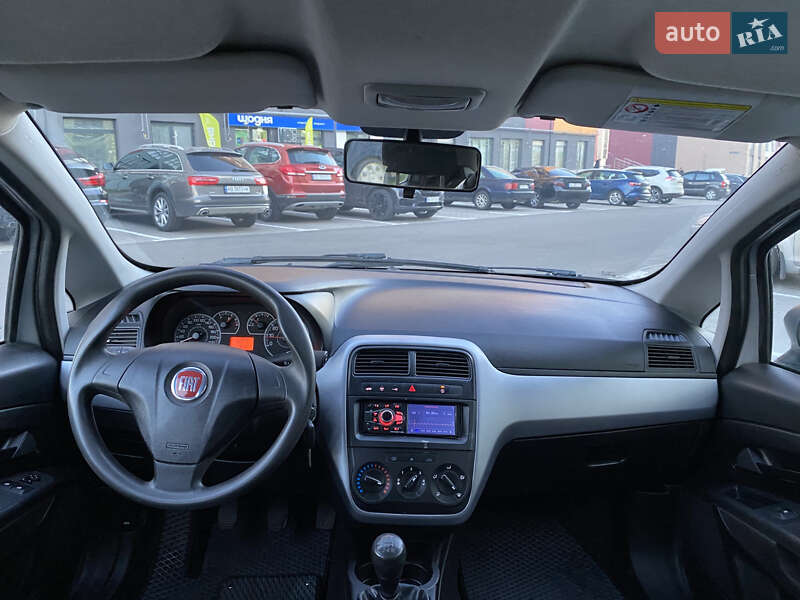 Хэтчбек Fiat Punto 2010 в Ровно фото 18 Хэтчбек Fiat Punto 2010 в Ровно