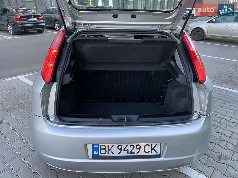 Хэтчбек Fiat Punto 2010 в Ровно фото 21 Хэтчбек Fiat Punto 2010 в Ровно