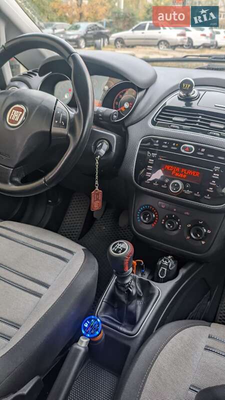 Хетчбек Fiat Punto 2009 в Сумах