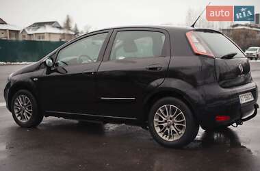 Хэтчбек Fiat Punto 2012 в Ивано-Франковске