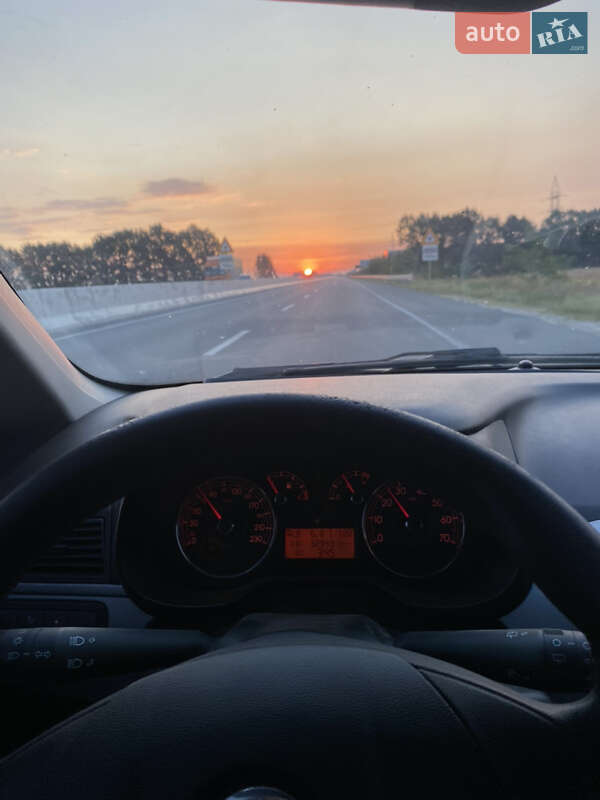 Хэтчбек Fiat Punto 2009 в Кагарлыке