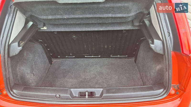 Хетчбек Fiat Punto 2008 в Млиніві фото 9 Хетчбек Fiat Punto 2008 в Млиніві