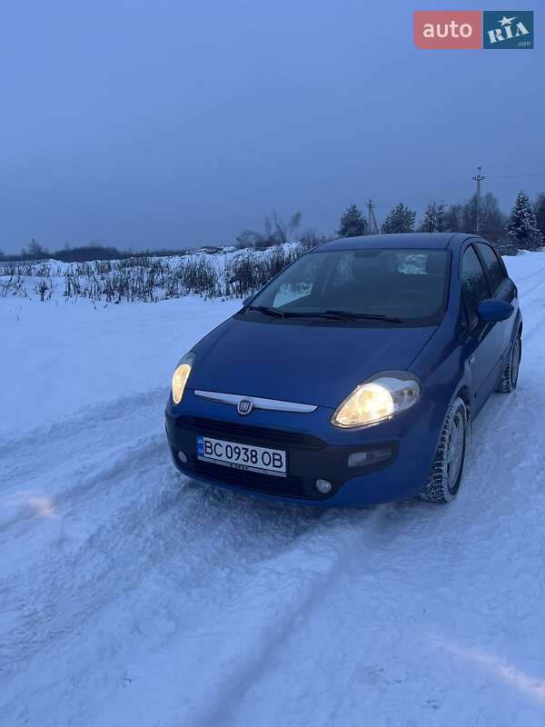 Хэтчбек Fiat Punto 2011 в Львове фото 4 Хэтчбек Fiat Punto 2011 в Львове