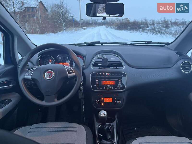 Хэтчбек Fiat Punto 2011 в Львове фото 9 Хэтчбек Fiat Punto 2011 в Львове
