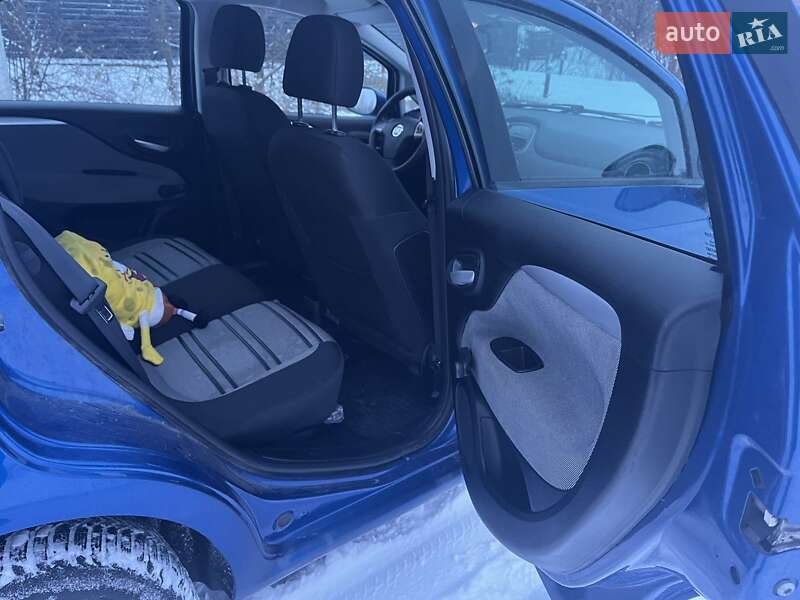 Хэтчбек Fiat Punto 2011 в Львове фото 12 Хэтчбек Fiat Punto 2011 в Львове