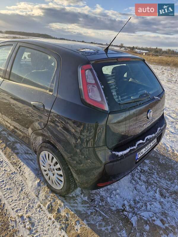 Хэтчбек Fiat Punto 2012 в Луцке