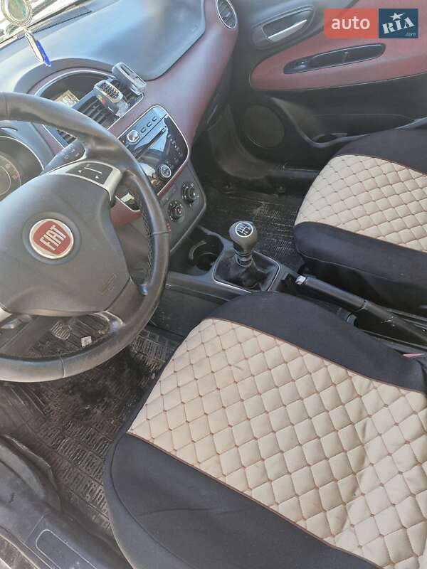 Хэтчбек Fiat Punto 2012 в Луцке фото 12 Хэтчбек Fiat Punto 2012 в Луцке