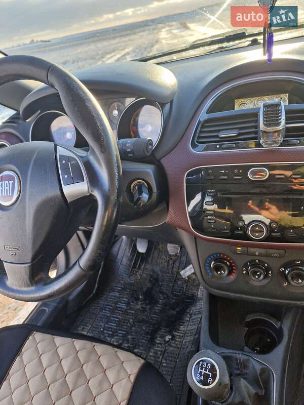 Хэтчбек Fiat Punto 2012 в Луцке фото 18 Хэтчбек Fiat Punto 2012 в Луцке