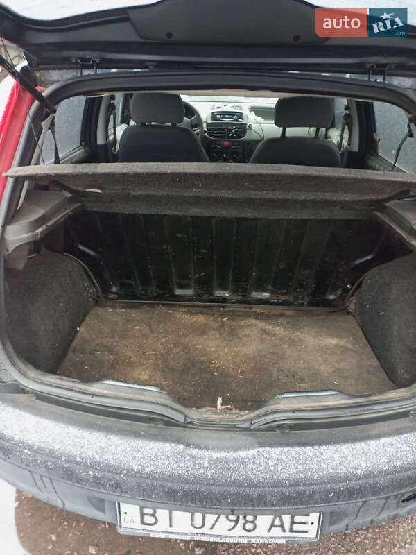 Хэтчбек Fiat Punto 2001 в Полтаве фото 4 Хэтчбек Fiat Punto 2001 в Полтаве