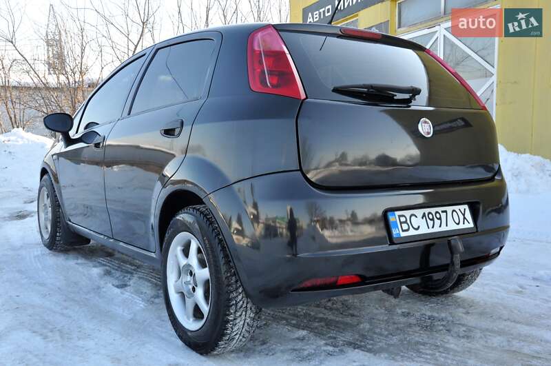 Хэтчбек Fiat Punto 2009 в Львове
