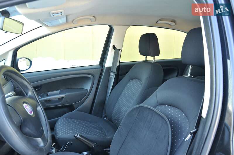 Хэтчбек Fiat Punto 2009 в Львове