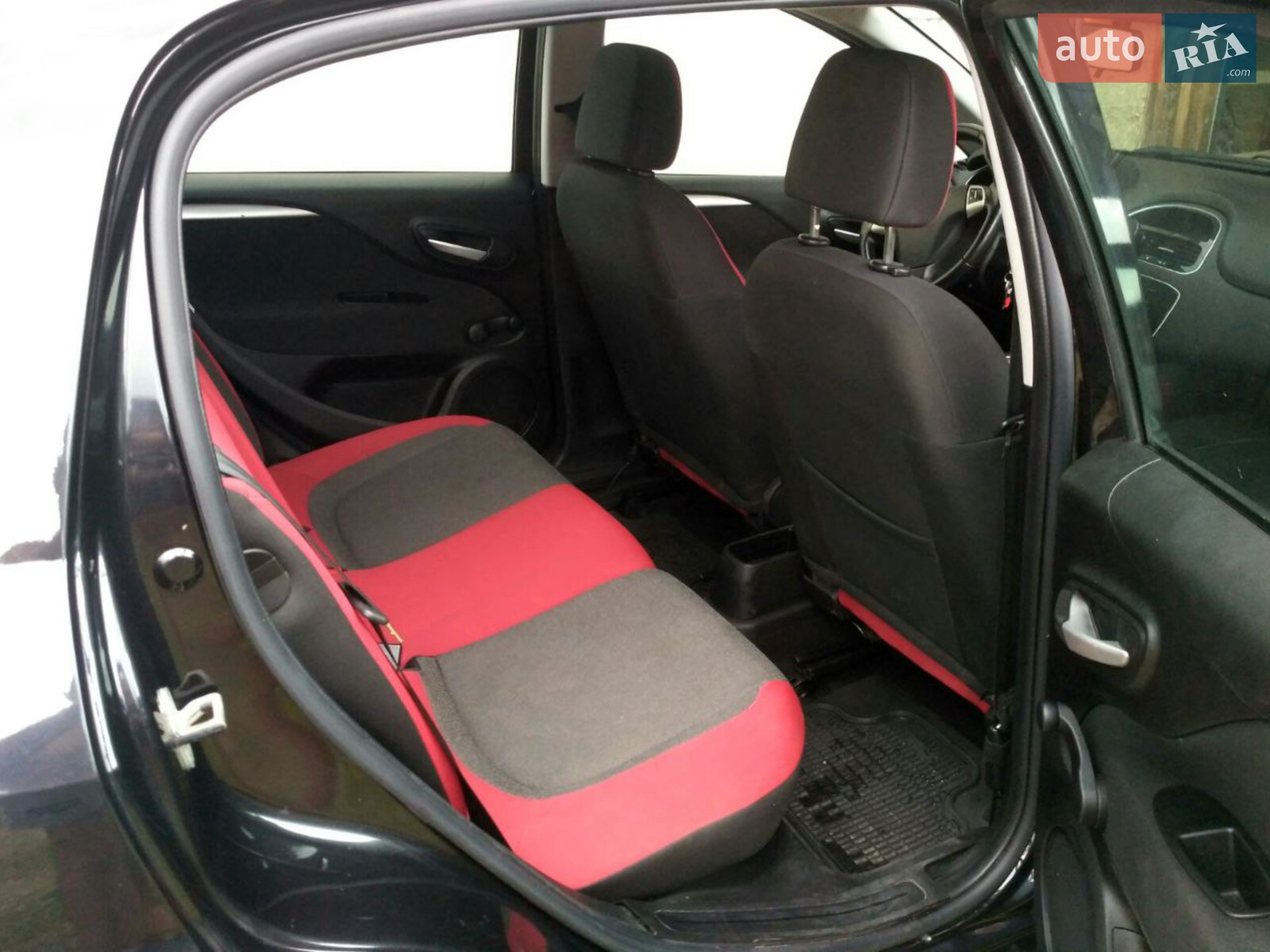 2012 Fiat Punto - мініатюра 5
