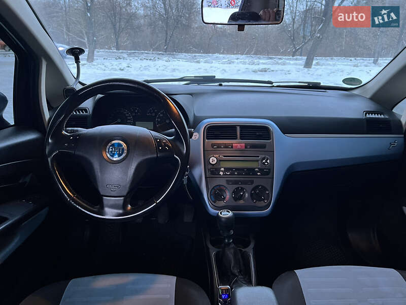 Хэтчбек Fiat Punto 2006 в Хмельницком