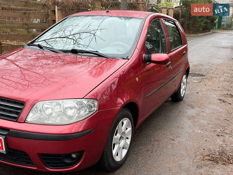 Хэтчбек Fiat Punto 2004 в Киеве фото 11 Хэтчбек Fiat Punto 2004 в Киеве