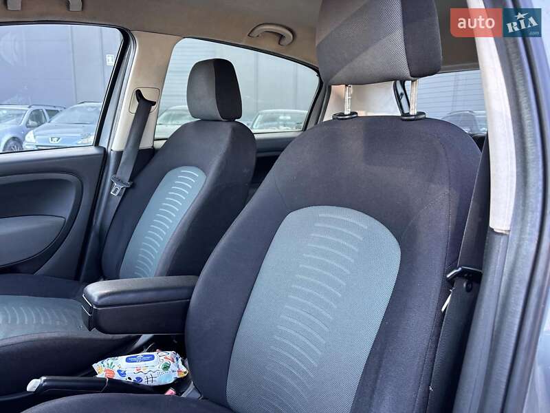 Хэтчбек Fiat Punto 2008 в Львове фото 15 Хэтчбек Fiat Punto 2008 в Львове