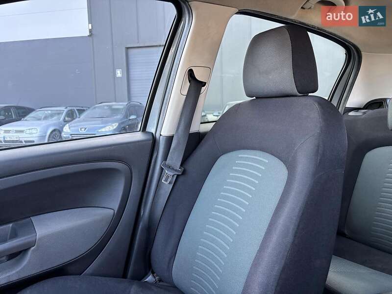 Хэтчбек Fiat Punto 2008 в Львове фото 20 Хэтчбек Fiat Punto 2008 в Львове