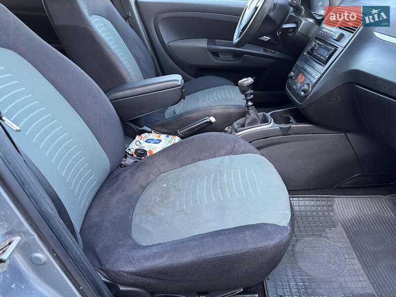 Хэтчбек Fiat Punto 2008 в Львове фото 32 Хэтчбек Fiat Punto 2008 в Львове