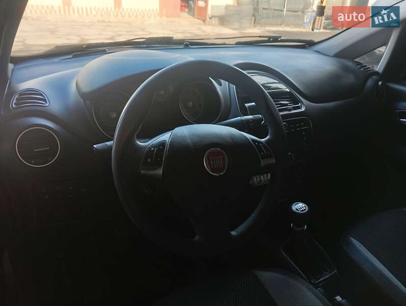 Хэтчбек Fiat Punto 2012 в Виннице