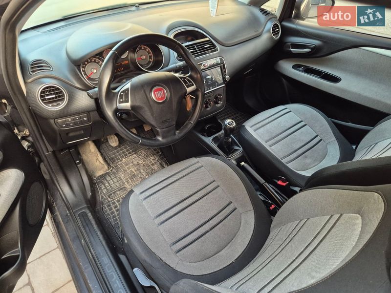 Хетчбек Fiat Punto 2011 в Ковелі