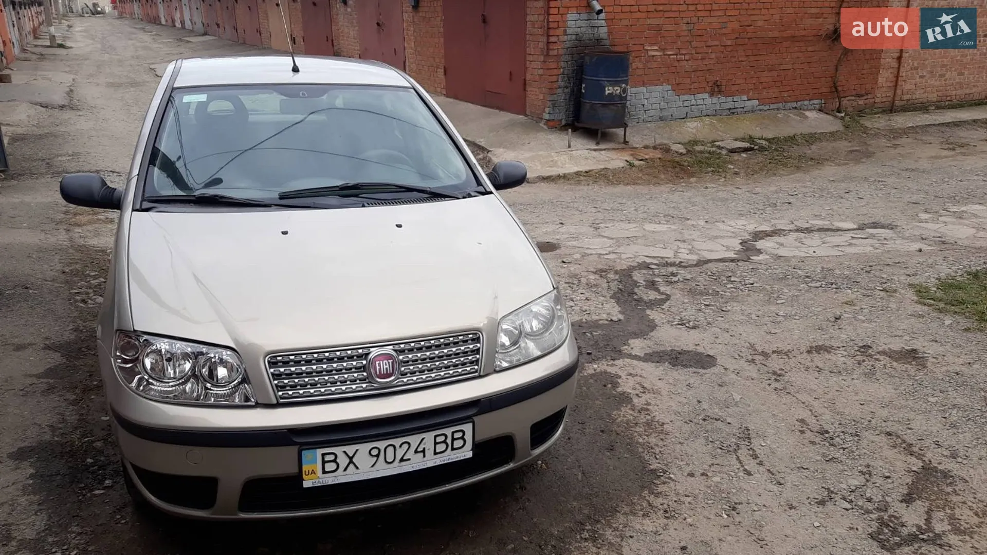2010 Fiat Punto - мініатюра 2