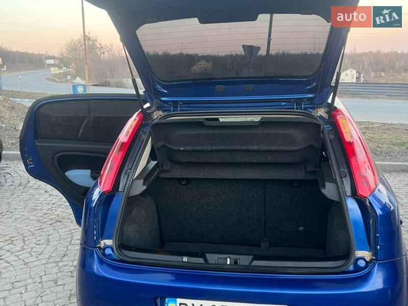 Хэтчбек Fiat Punto 2006 в Хмельницком