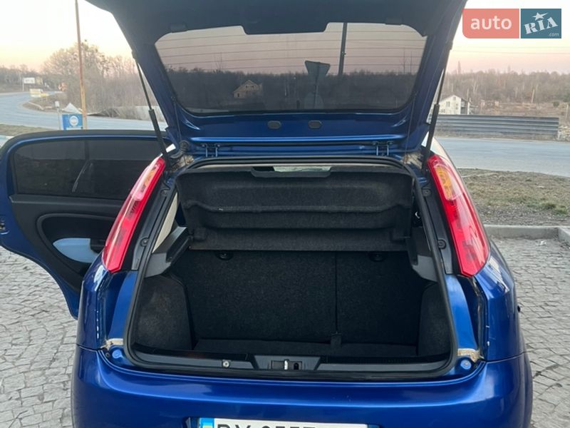 Хэтчбек Fiat Punto 2006 в Хмельницком