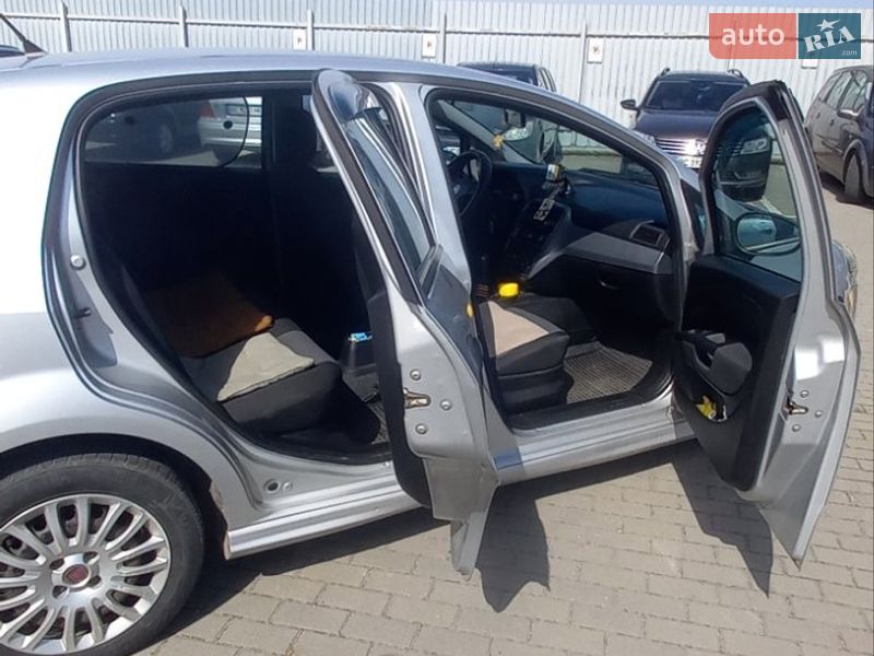 Хэтчбек Fiat Punto 2010 в Стрые