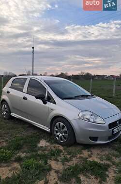 Хетчбек Fiat Punto 2010 в Ковелі