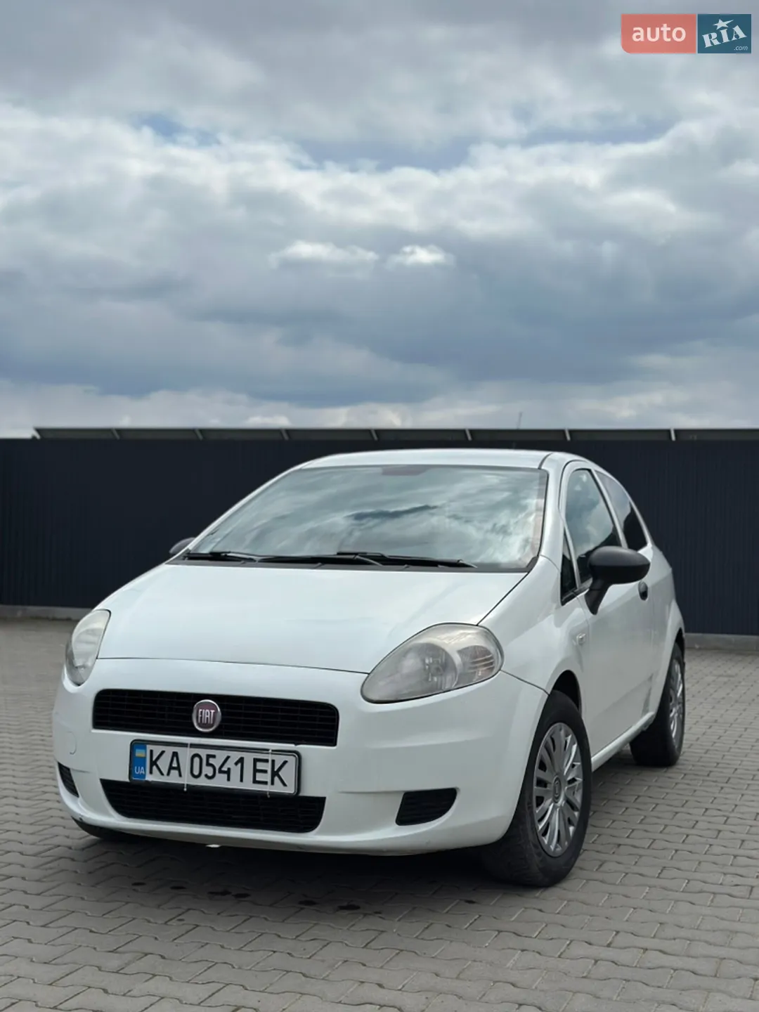 2011 Fiat Punto - мініатюра 2