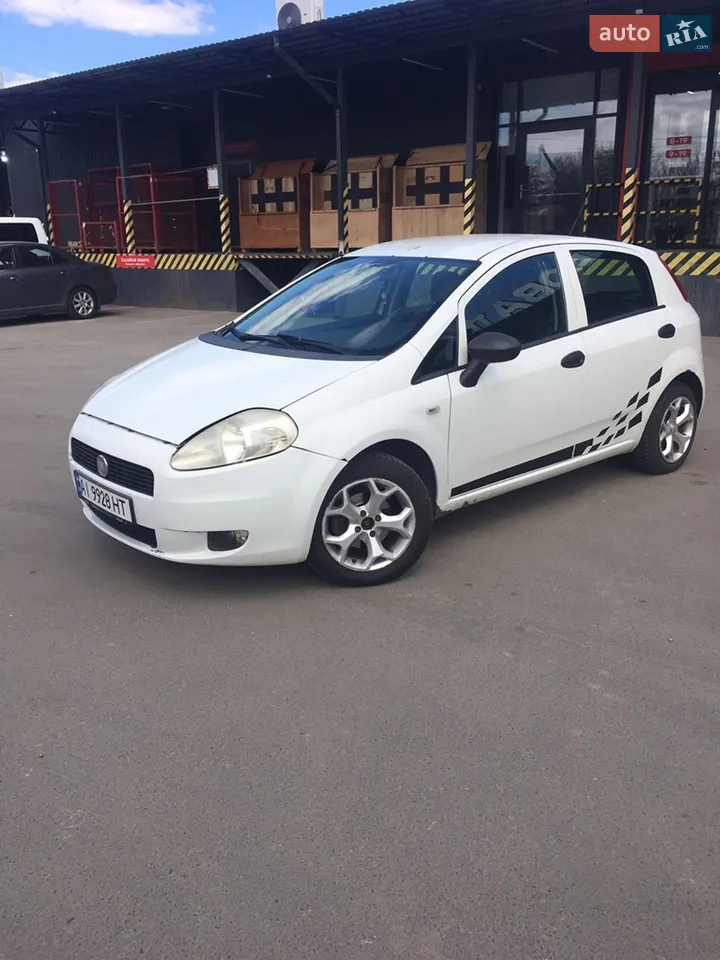 2011 Fiat Punto - мініатюра 9