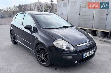 Хэтчбек Fiat Punto 2010 в Киеве