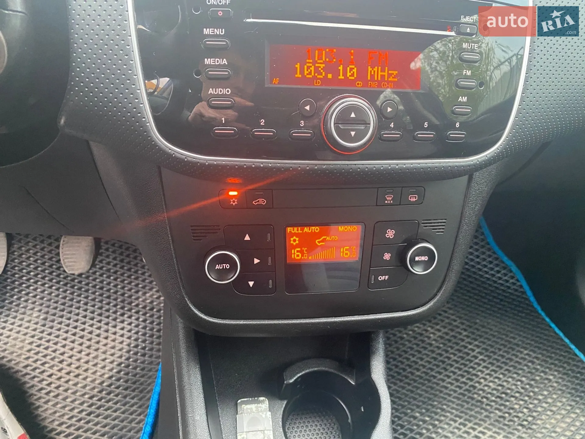2010 Fiat Punto - мініатюра 24