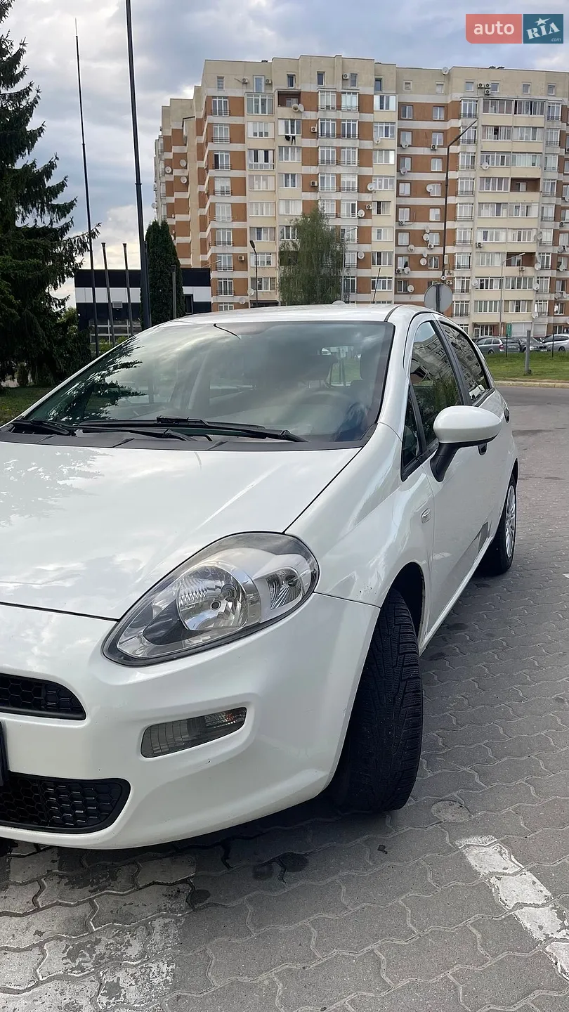 2012 Fiat Punto - мініатюра 11
