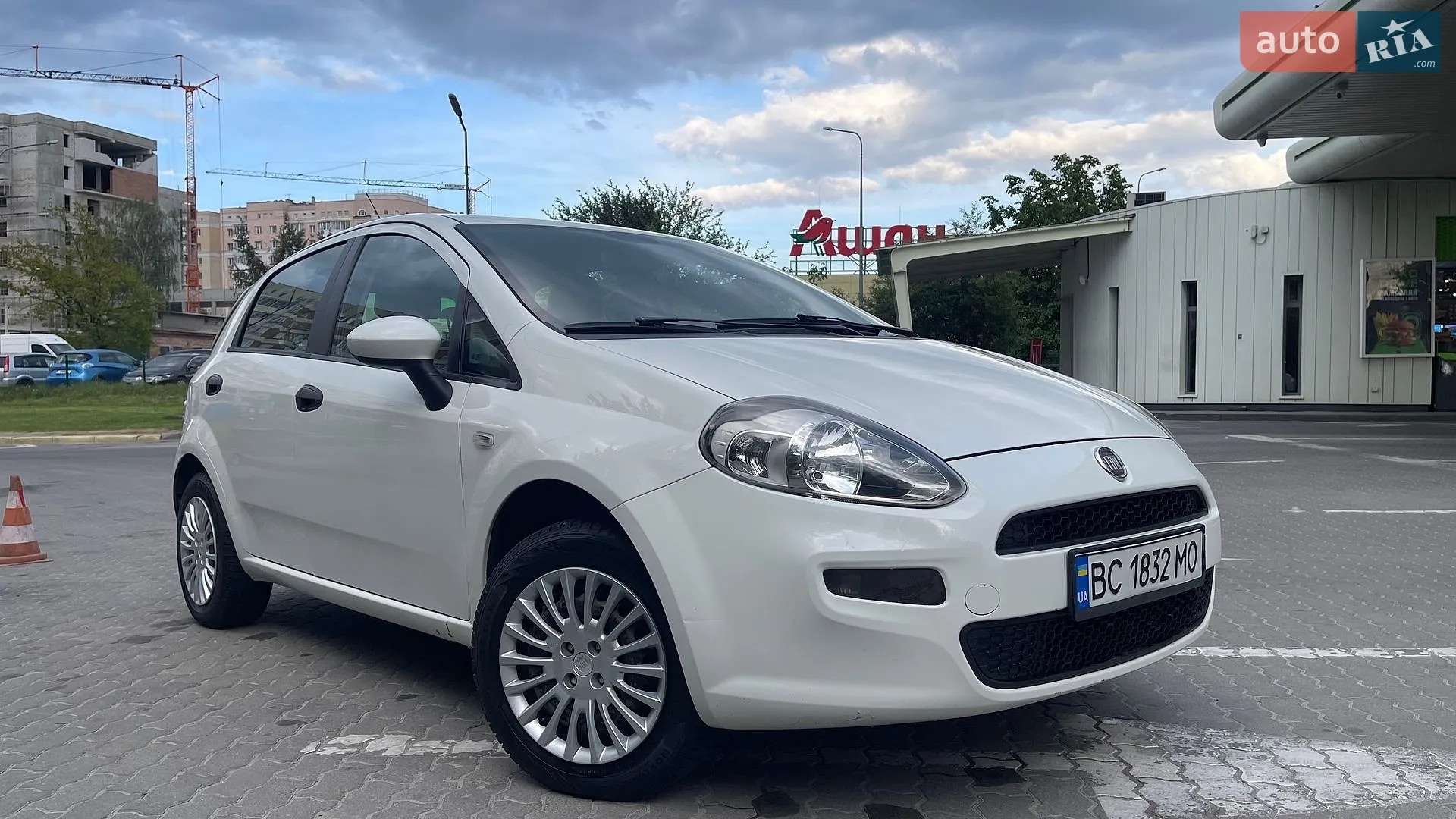 2012 Fiat Punto - мініатюра 4