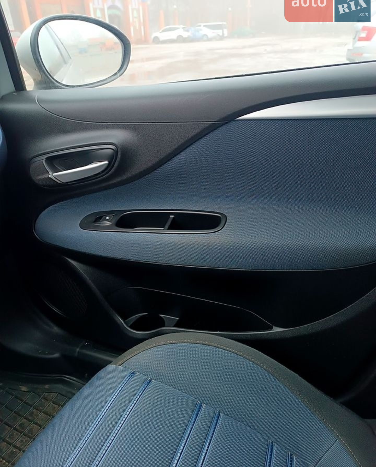 2011 Fiat Punto - мініатюра 11