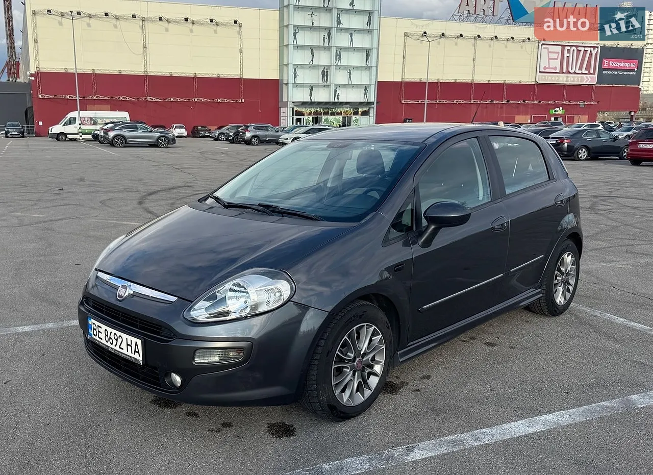 2010 Fiat Punto - мініатюра 18