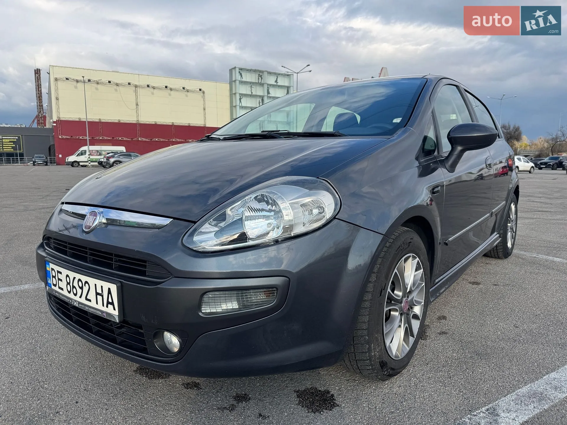 2010 Fiat Punto - мініатюра 3