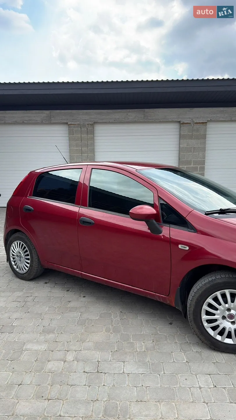 2010 Fiat Punto - мініатюра 6