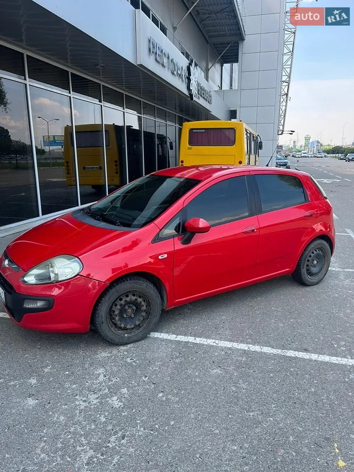 2012 Fiat Punto - мініатюра 18