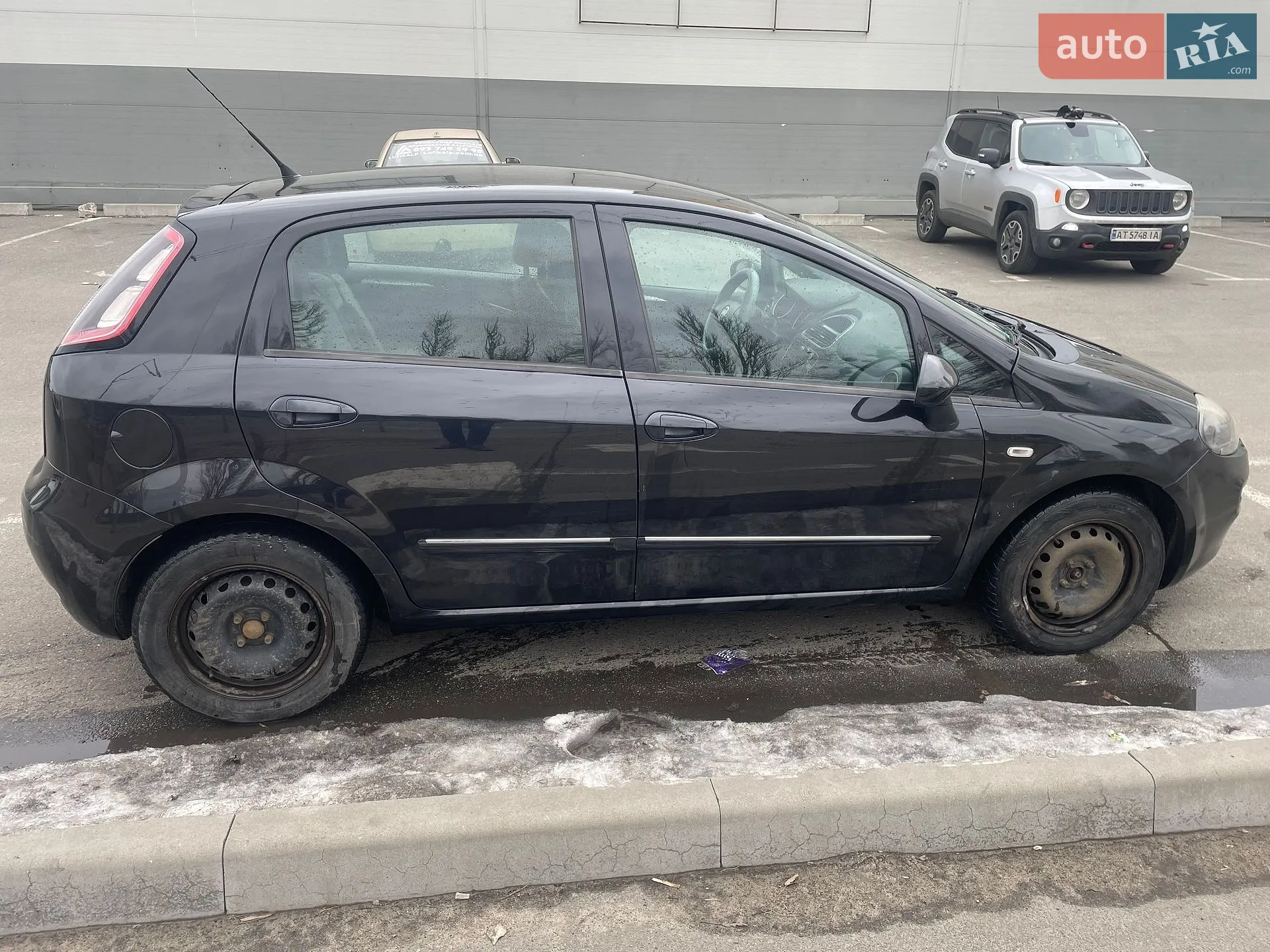 Fiat Punto 2012 VIN ZFA19900001879784 фото оголошення 7 з 13